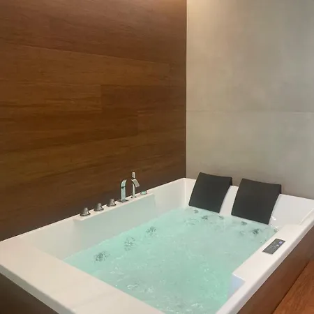 Ellebi Galleria E Dimora D'arte 4*