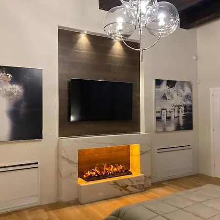 Ellebi Galleria E Dimora D'arte Pensión