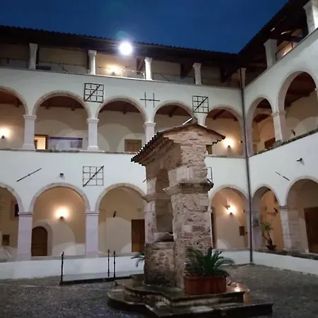 Ellebi Galleria E Dimora D'arte 4*