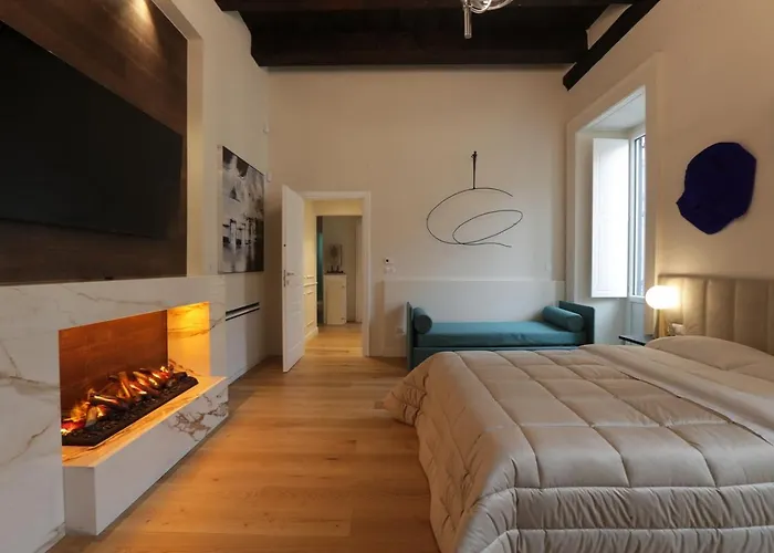 Ellebi Galleria E Dimora D'arte Cosença